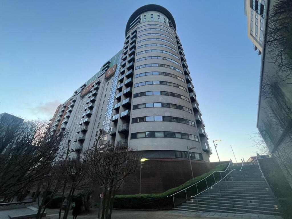 1 bed Apartment for rent in Manchester. From C & R Properties Ltd - Salford Manchester