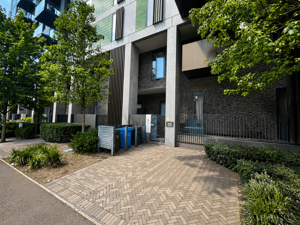 3 bed Town House for rent in Manchester. From C & R Properties Ltd - Salford Manchester 3 bed Town House for rent in Manchester. From C & R Properties Ltd - Salford Manchester