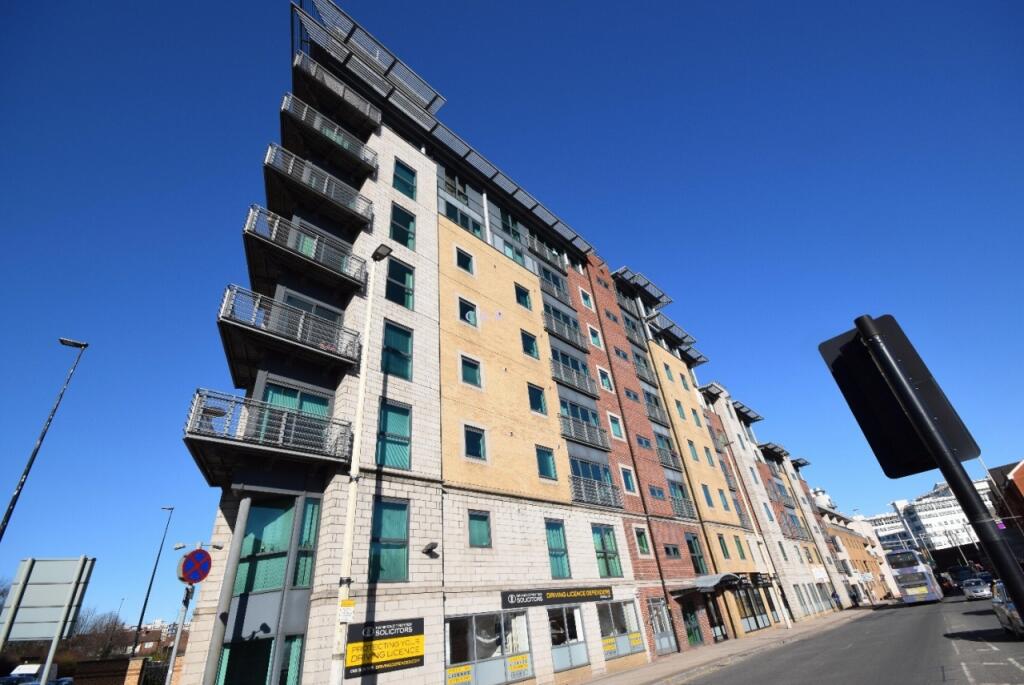 1 bed Apartment for rent in Manchester. From C & R Properties Ltd - Salford Manchester