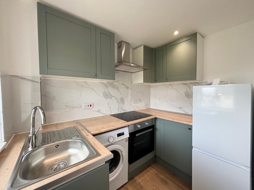 2 bed 1st Floor Flat for rent in Hitchin. From Country Properties - Baldock 2 bed 1st Floor Flat for rent in Hitchin. From Country Properties - Baldock