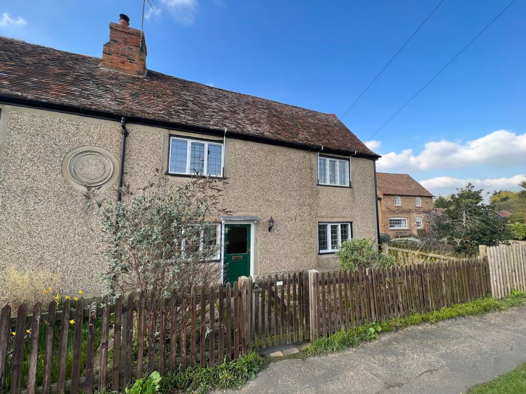 2 bed Semi Detached for rent in Bedford. From Country Properties - Biggleswade