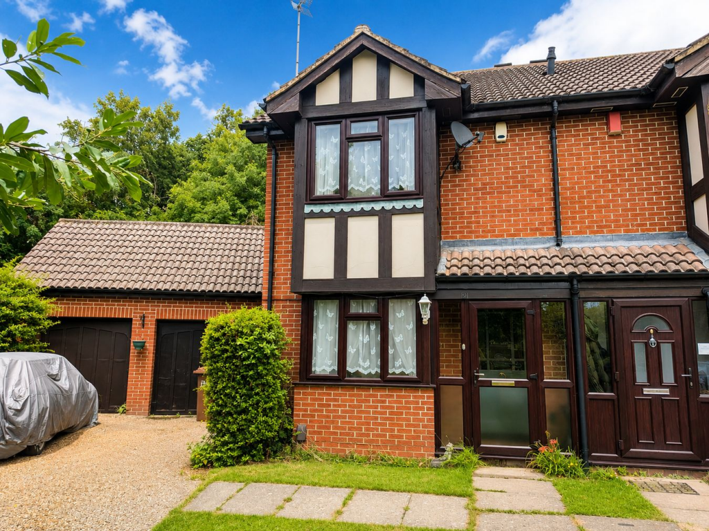 3 bed Semi Detached for rent in Hatfield. From Country Properties - Hatfield