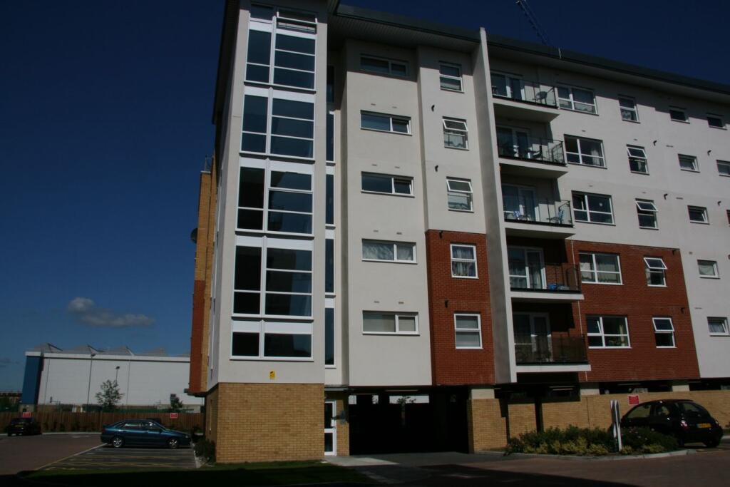 1 bed Apartment for rent in Hatfield. From Country Properties - Hatfield