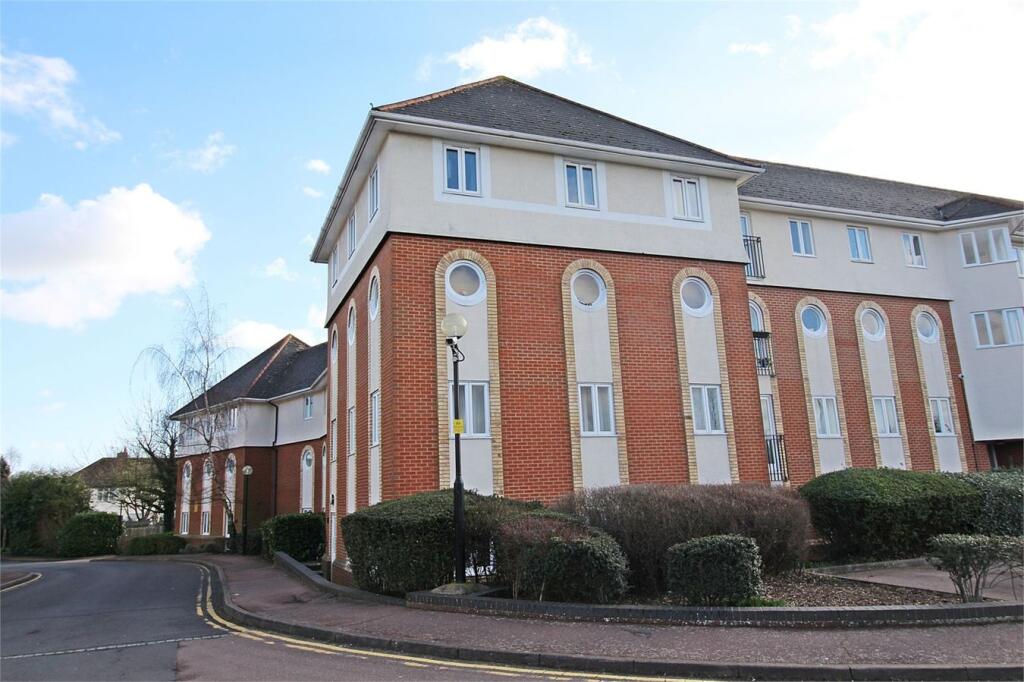 1 bed Apartment for rent in Hatfield. From Country Properties - Hatfield