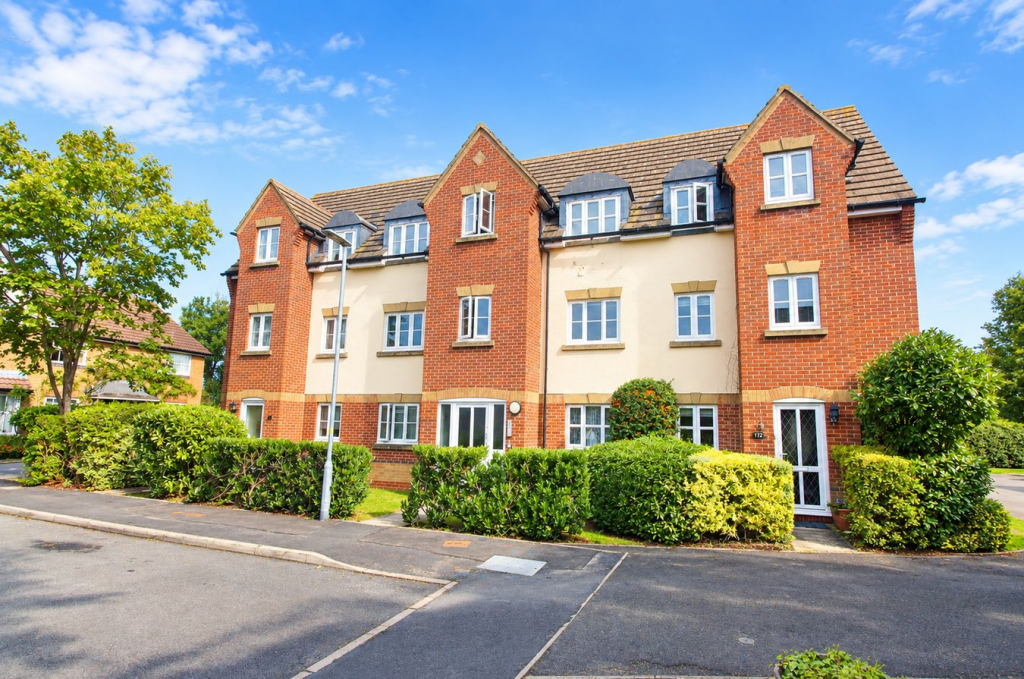2 bed Apartment for rent in Letchworth. From Country Properties - Letchworth Garden City