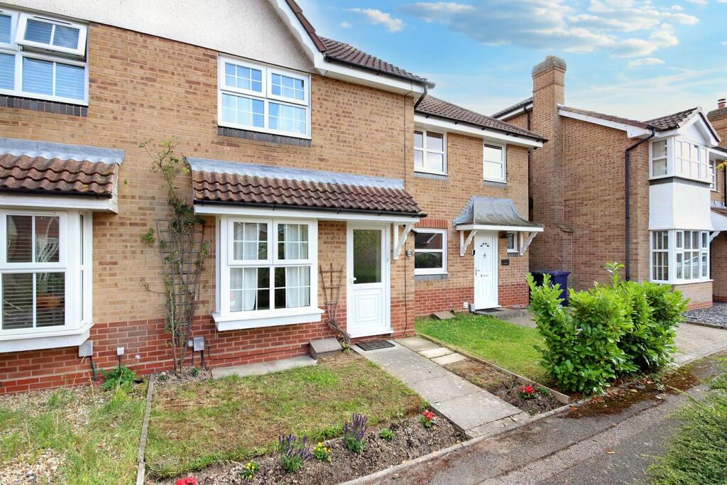 2 bed Mid Terraced House for rent in Letchworth. From Country Properties - Letchworth Garden City