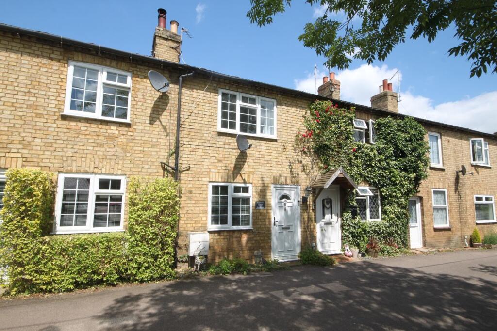 3 bed Mid Terraced House for rent in Meppershall. From Country Properties - Shefford