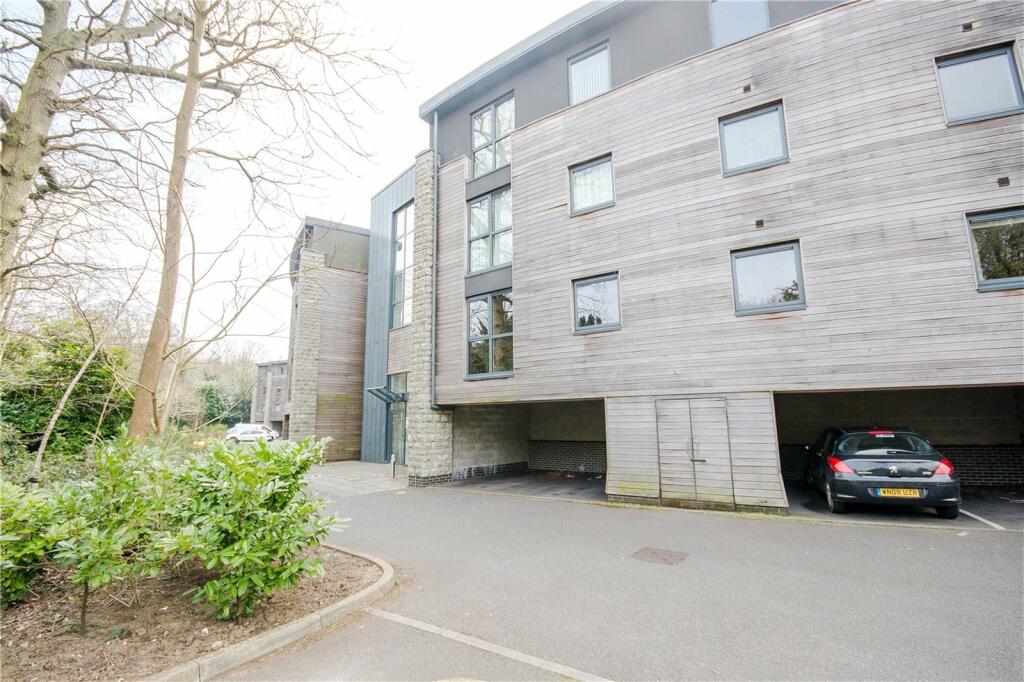 1 bed 1st Floor Flat for rent in Boxley. From Ben Siggins Estate Agents - Maidstone