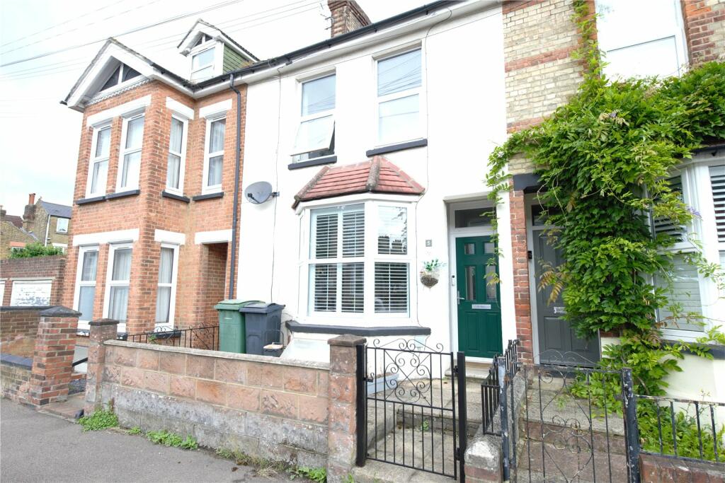 3 bed Mid Terraced House for rent in Maidstone. From Ben Siggins Estate Agents - Maidstone 3 bed Mid Terraced House for rent in Maidstone. From Ben Siggins Estate Agents - Maidstone