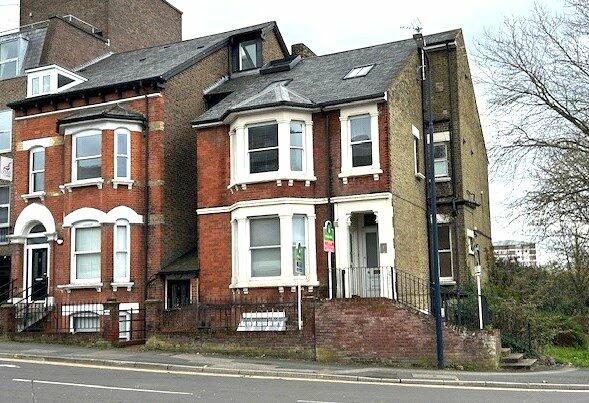 4 bed Studio for rent in Maidstone. From Ben Siggins Estate Agents - Maidstone 4 bed Studio for rent in Maidstone. From Ben Siggins Estate Agents - Maidstone