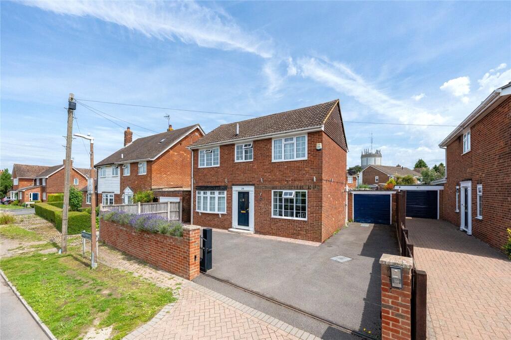 3 bed Detached for rent in Maidstone. From Ben Siggins Estate Agents - Maidstone