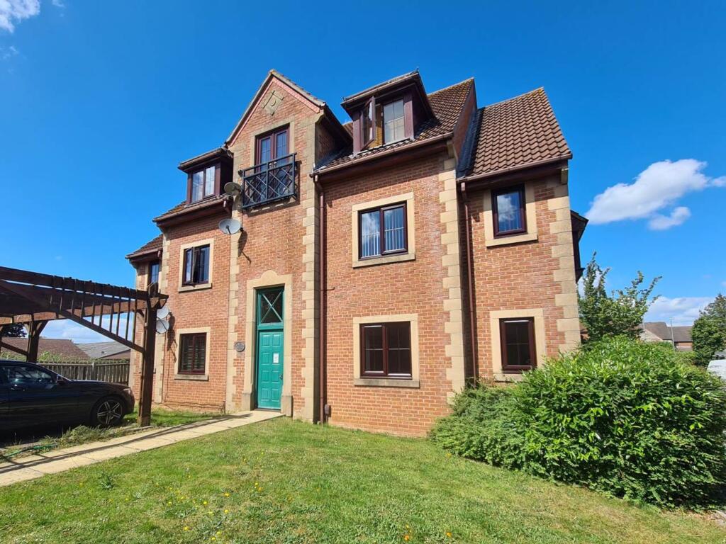 1 bed 1st Floor Flat for rent in Engine Common. From Milburys - Chipping Sodbury