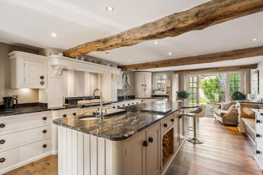 4 bed Semi Detached for rent in Twickenham. From Knight Frank = Richmond 4 bed Semi Detached for rent in Twickenham. From Knight Frank = Richmond