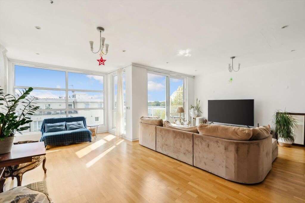 2 bed 1st Floor Flat for rent in Richmond upon Thames. From Knight Frank = Richmond