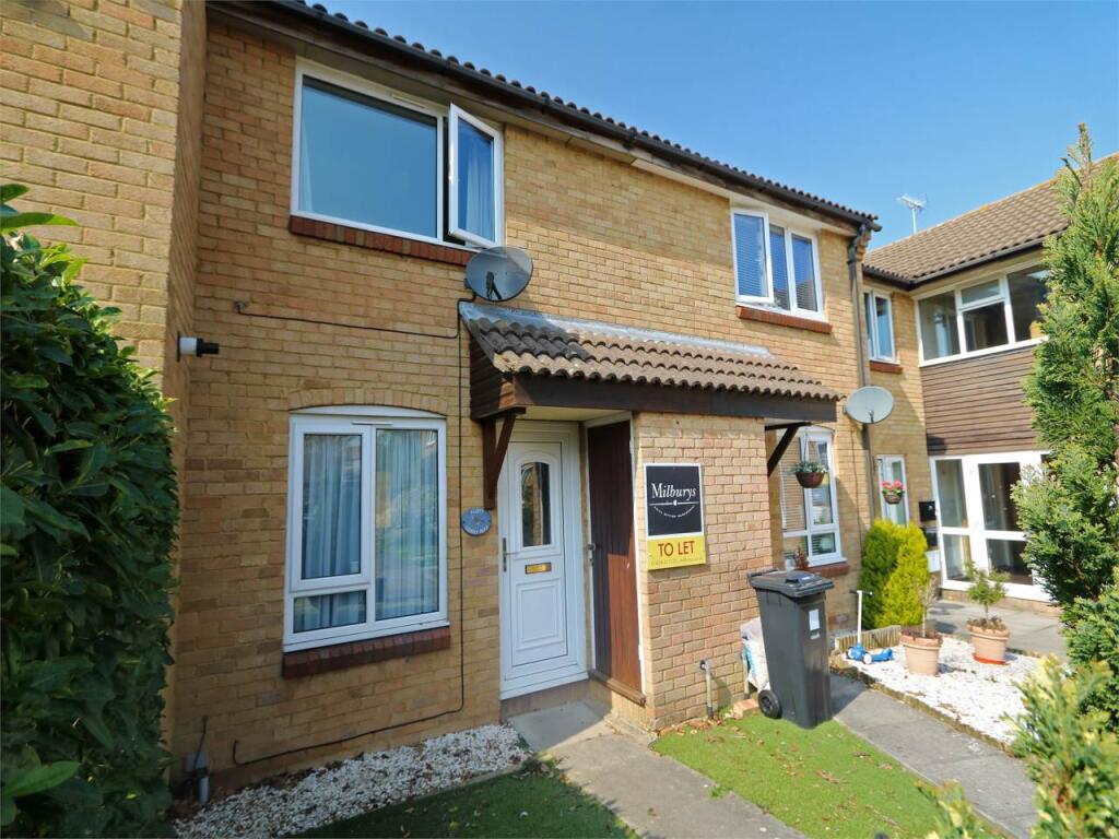 2 bed Mid Terraced House for rent in Crossways. From Milburys - Thornbury