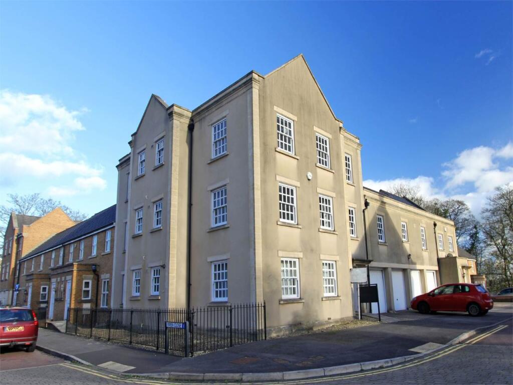 2 bed 1st Floor Flat for rent in Stapleton. From Milburys - Thornbury