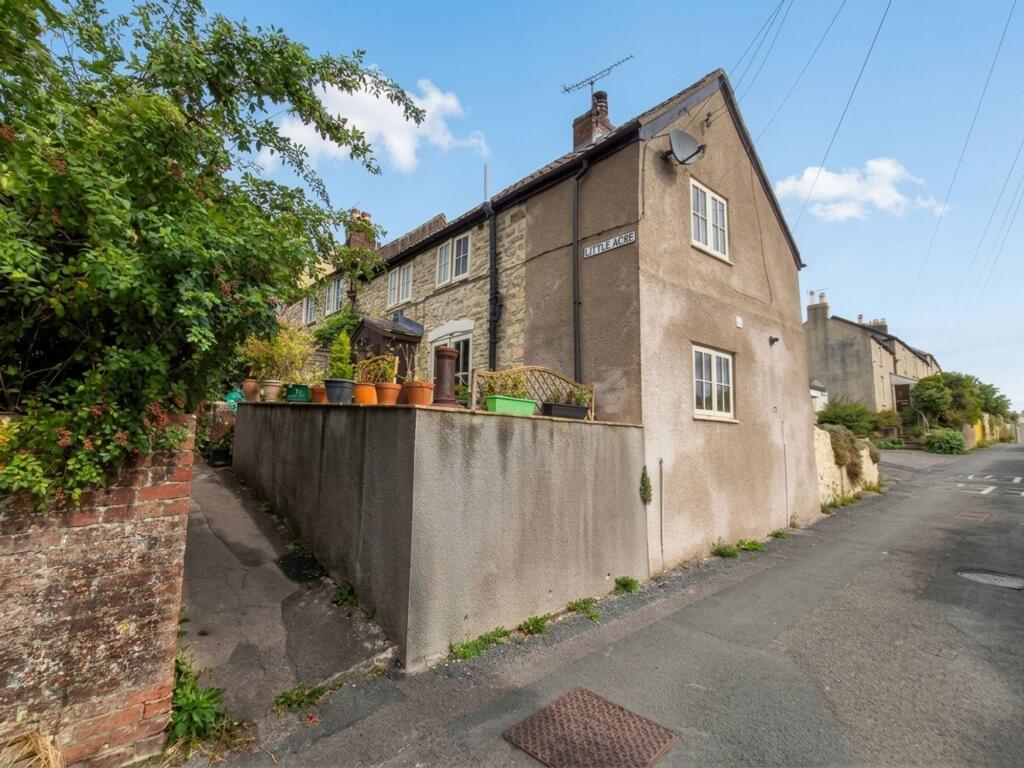 2 bed End of Terrace for rent in Wotton-under-Edge. From Milburys - Wotton-Under-Edge 2 bed End of Terrace for rent in Wotton-under-Edge. From Milburys - Wotton-Under-Edge