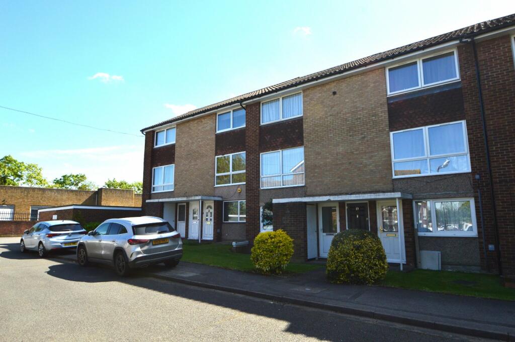 2 bed Maisonette for rent in Colnbrook. From The Frost Partnership - Langley