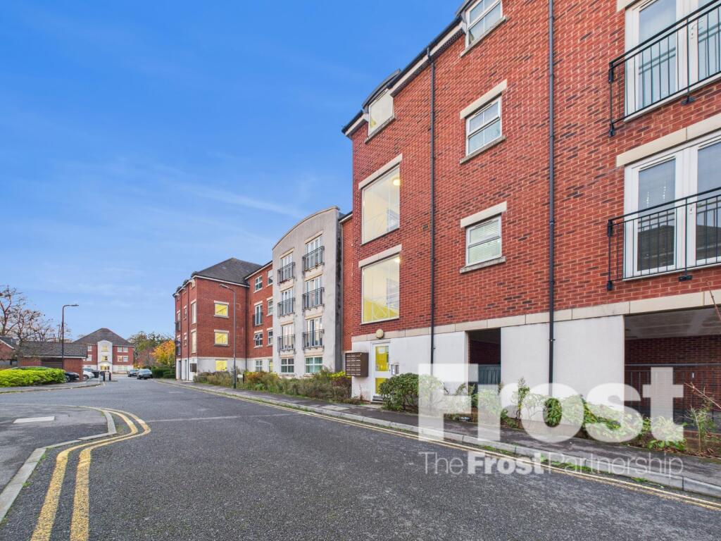 2 bed Apartment for rent in Datchet. From The Frost Partnership - Langley