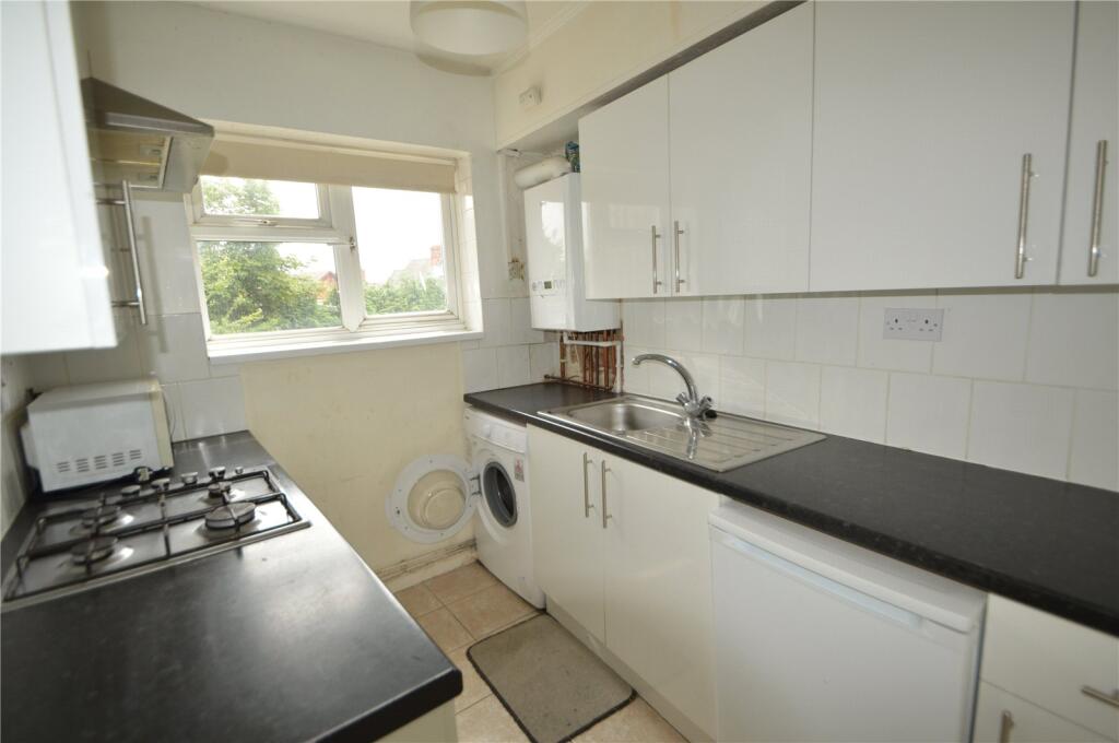 2 bed Apartment for rent in Colnbrook. From The Frost Partnership - Langley 2 bed Apartment for rent in Colnbrook. From The Frost Partnership - Langley