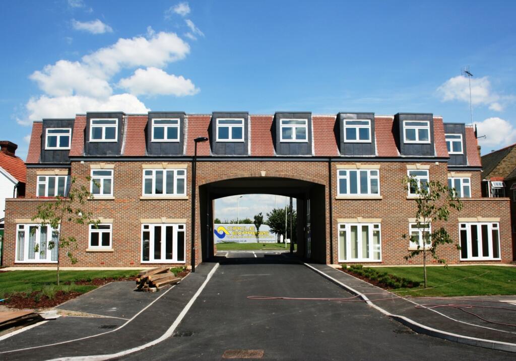 1 bed Apartment for rent in Colnbrook. From The Frost Partnership - Langley