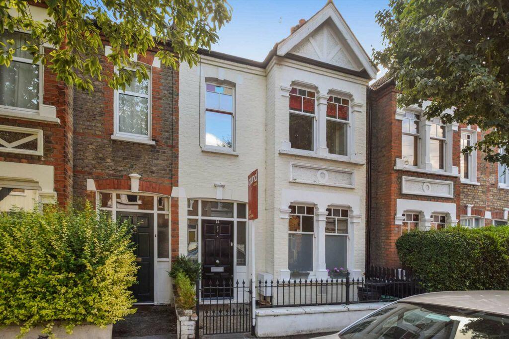 2 bed Detached House for rent in Wandsworth. From Cound Earlsfield