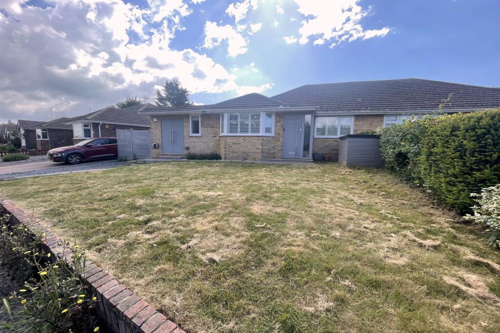 3 bed Bungalow for rent in Newhaven. From Premier Lets & Sales - Sussex Coast 3 bed Bungalow for rent in Newhaven. From Premier Lets & Sales - Sussex Coast