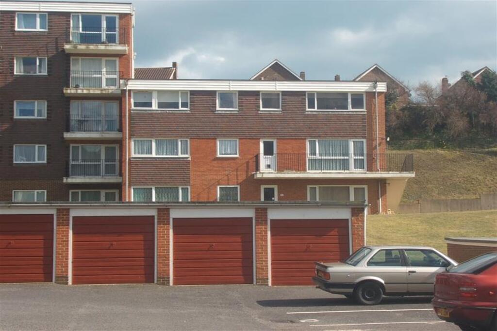 2 bed Apartment for rent in Seaford. From Premier Lets & Sales - Sussex Coast