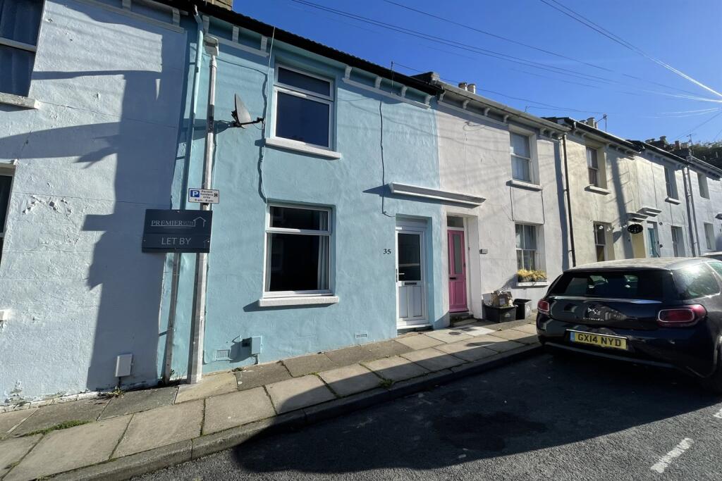 2 bed Detached for rent in Ovingdean. From Premier Lets & Sales - Sussex Coast