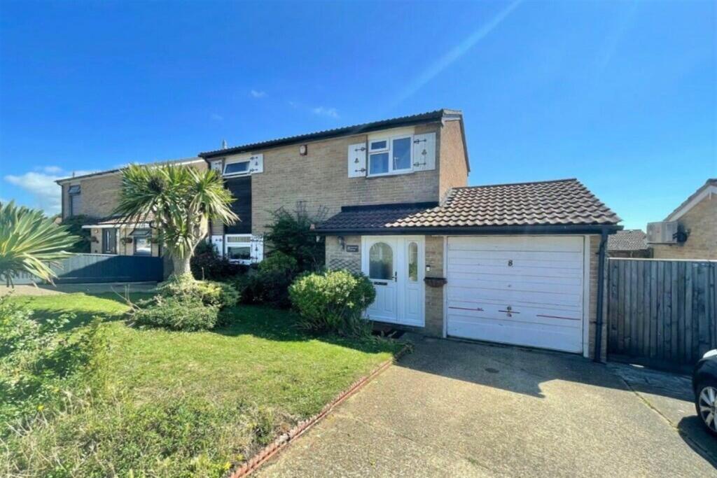 3 bed Detached for rent in Peacehaven. From Premier Lets & Sales - Sussex Coast 3 bed Detached for rent in Peacehaven. From Premier Lets & Sales - Sussex Coast