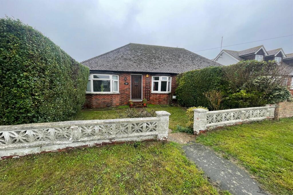 2 bed Bungalow for rent in Telscombe Cliffs. From Premier Lets & Sales - Sussex Coast 2 bed Bungalow for rent in Telscombe Cliffs. From Premier Lets & Sales - Sussex Coast