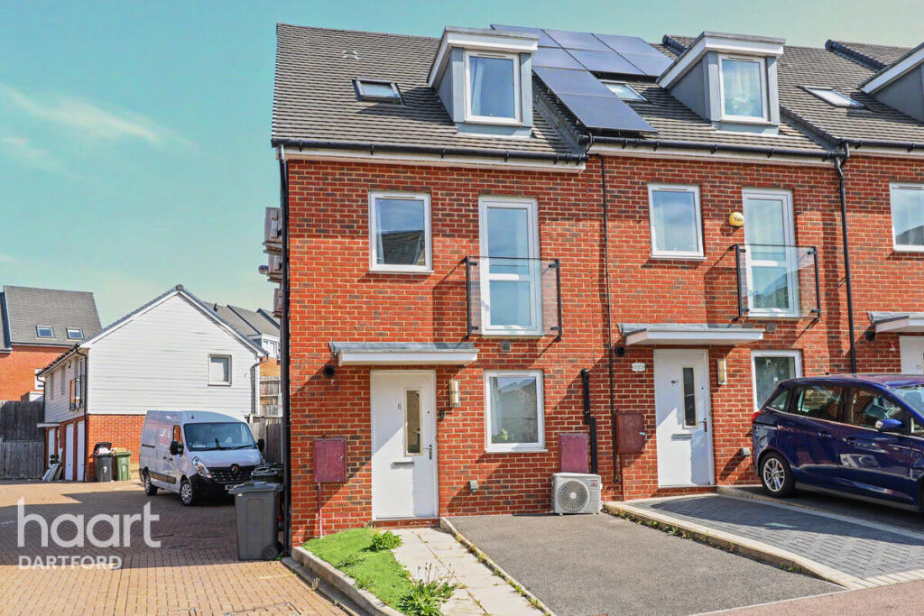 4 bed End of Terrace for rent in Crayford. From haart - Dartford