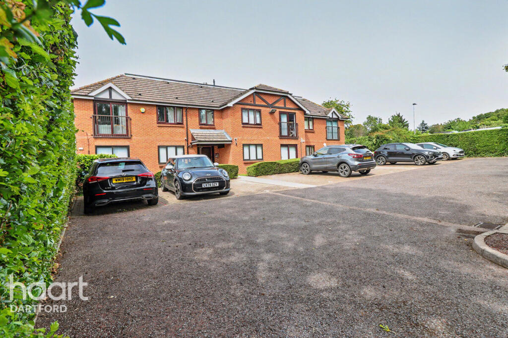 1 bed Apartment for rent in Ruxley. From haart - Dartford