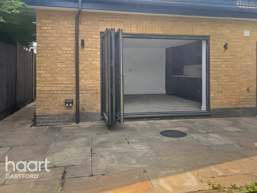 3 bed Terraced bungalow for rent in West Kingsdown. From haart - Dartford