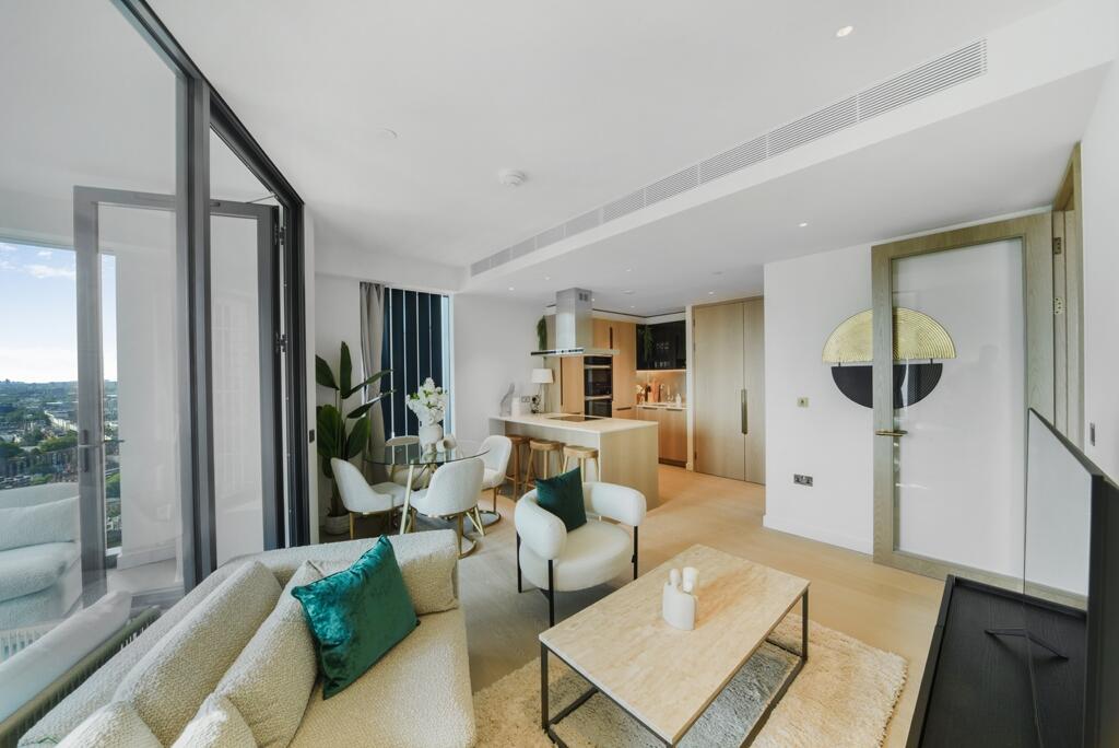 2 bed Apartment for rent in Clapham. From JLL - Battersea 2 bed Apartment for rent in Clapham. From JLL - Battersea