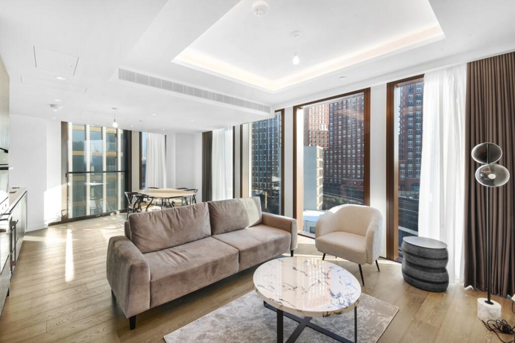 2 bed Apartment for rent in Clapham. From JLL - Battersea 2 bed Apartment for rent in Clapham. From JLL - Battersea