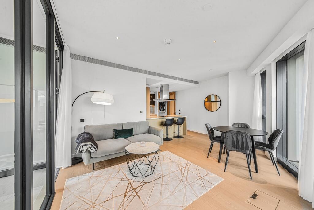 2 bed Apartment for rent in Clapham. From JLL - Battersea 2 bed Apartment for rent in Clapham. From JLL - Battersea