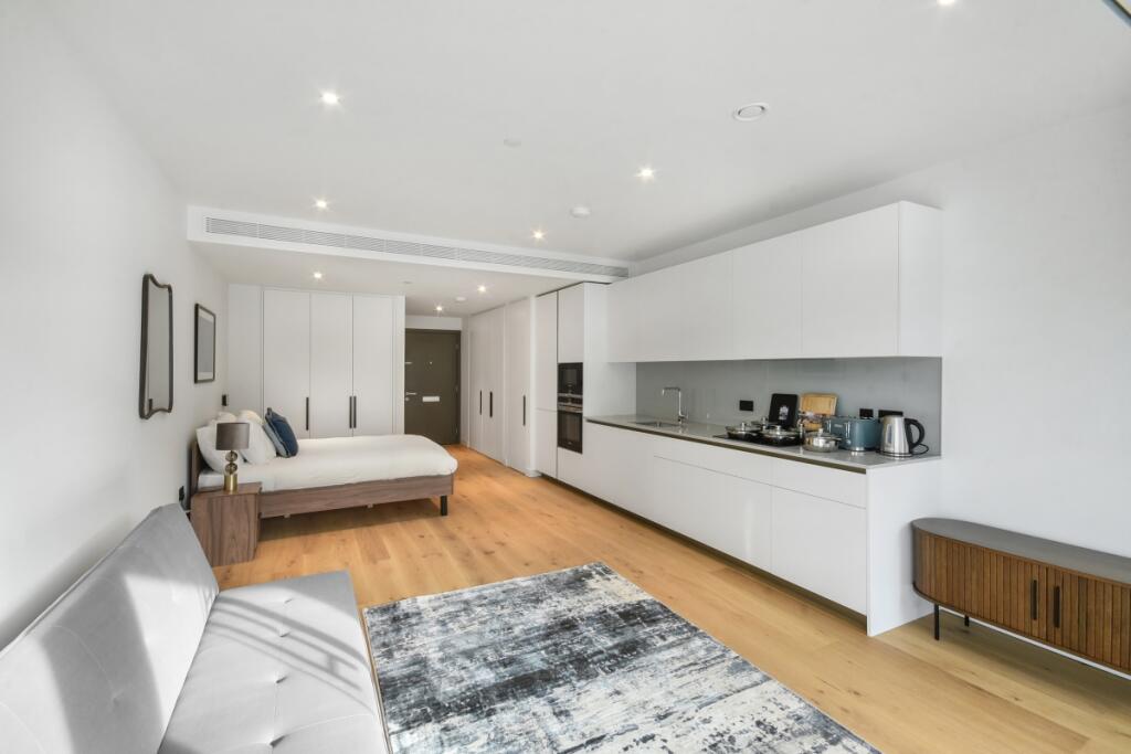 4 bed Apartment for rent in Battersea. From JLL - Battersea