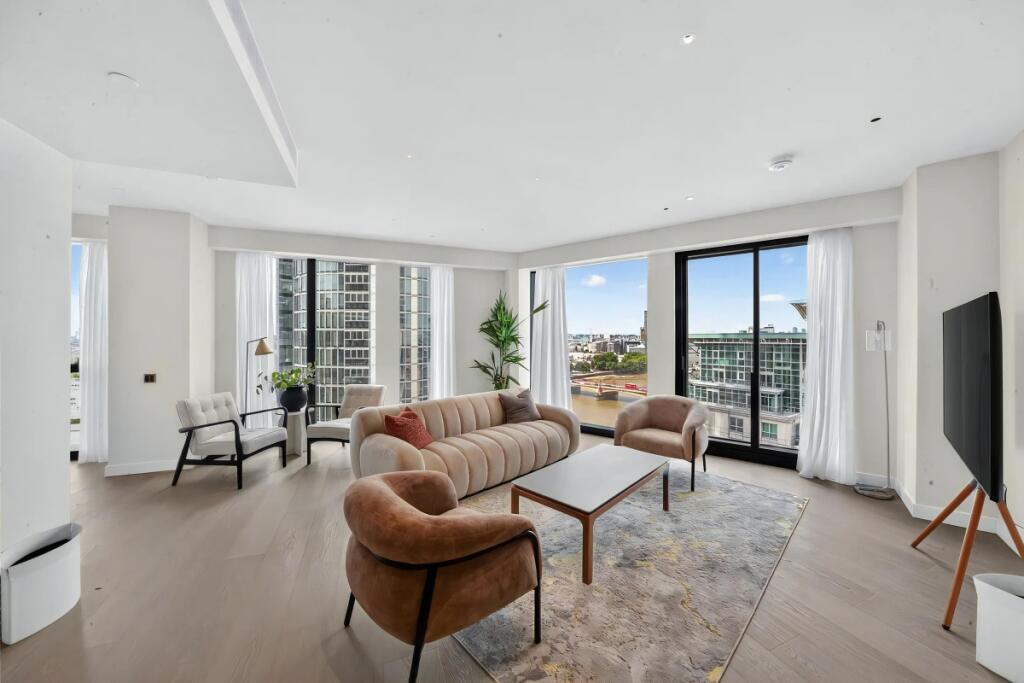 3 bed Apartment for rent in Clapham. From JLL - Battersea 3 bed Apartment for rent in Clapham. From JLL - Battersea