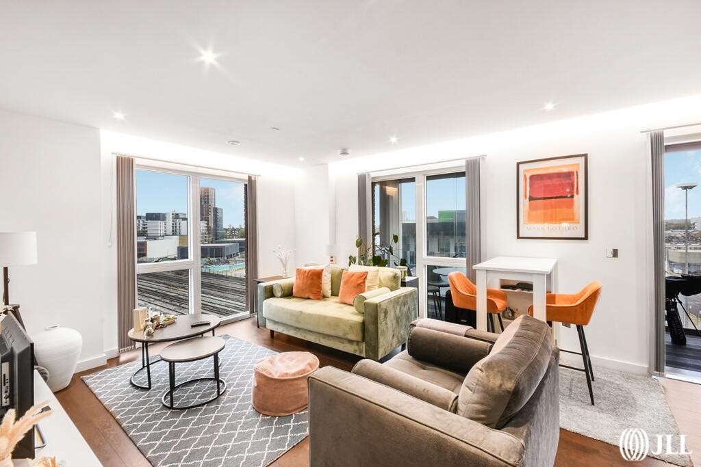 2 bed Apartment for rent in London. From JLL - Battersea