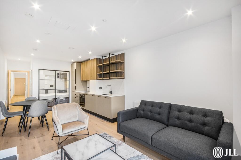 2 bed Apartment for rent in Camberwell. From JLL - Battersea 2 bed Apartment for rent in Camberwell. From JLL - Battersea