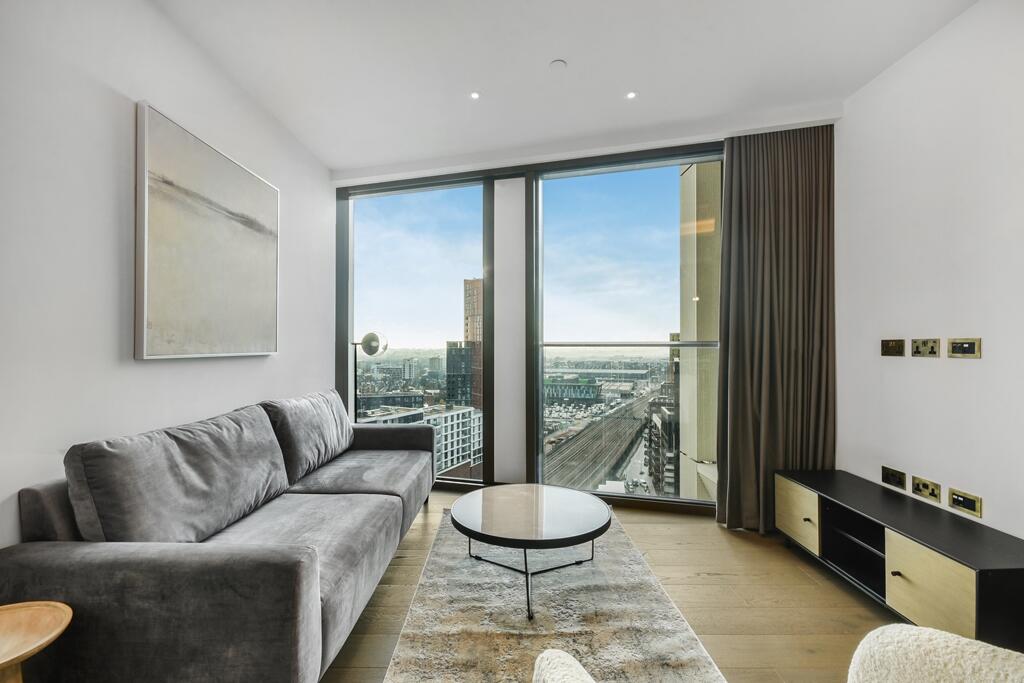 2 bed 1st Floor Flat for rent in Clapham. From JLL - Battersea 2 bed 1st Floor Flat for rent in Clapham. From JLL - Battersea