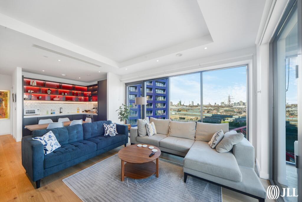 2 bed 1st Floor Flat for rent in Poplar. From JLL - Canary Wharf