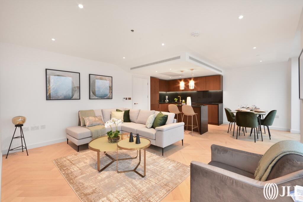 2 bed 1st Floor Flat for rent in Poplar. From JLL - Canary Wharf