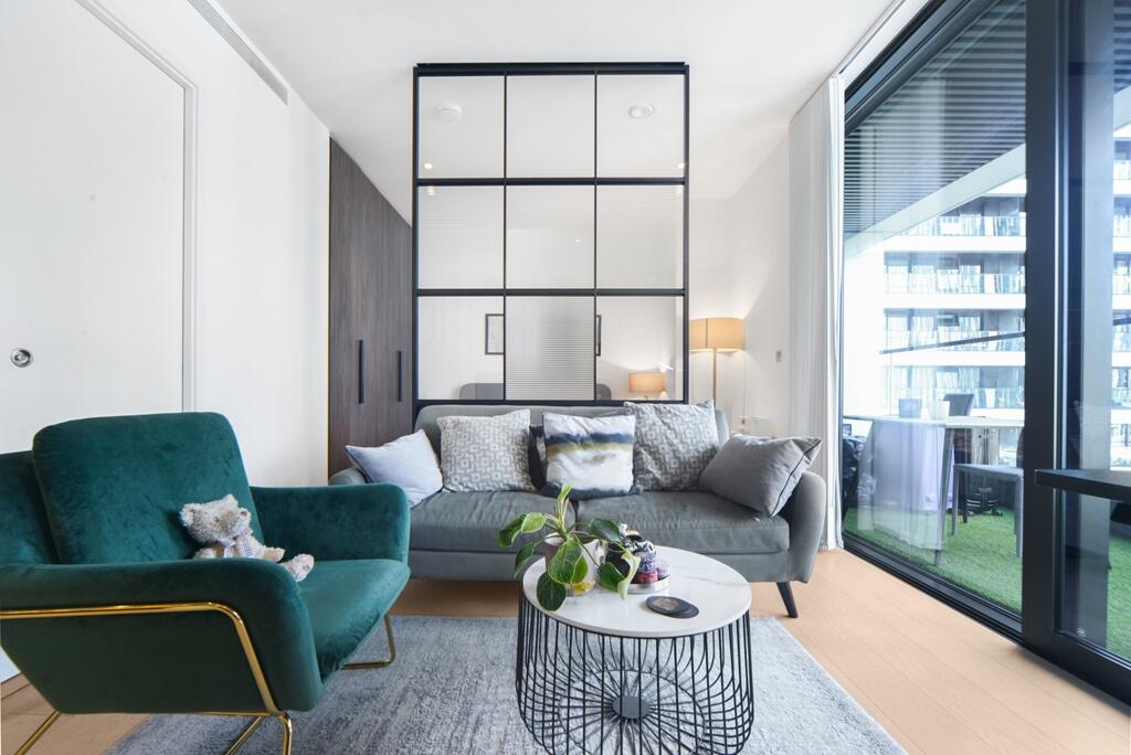 0 bed Apartment for rent in Poplar. From JLL - Canary Wharf