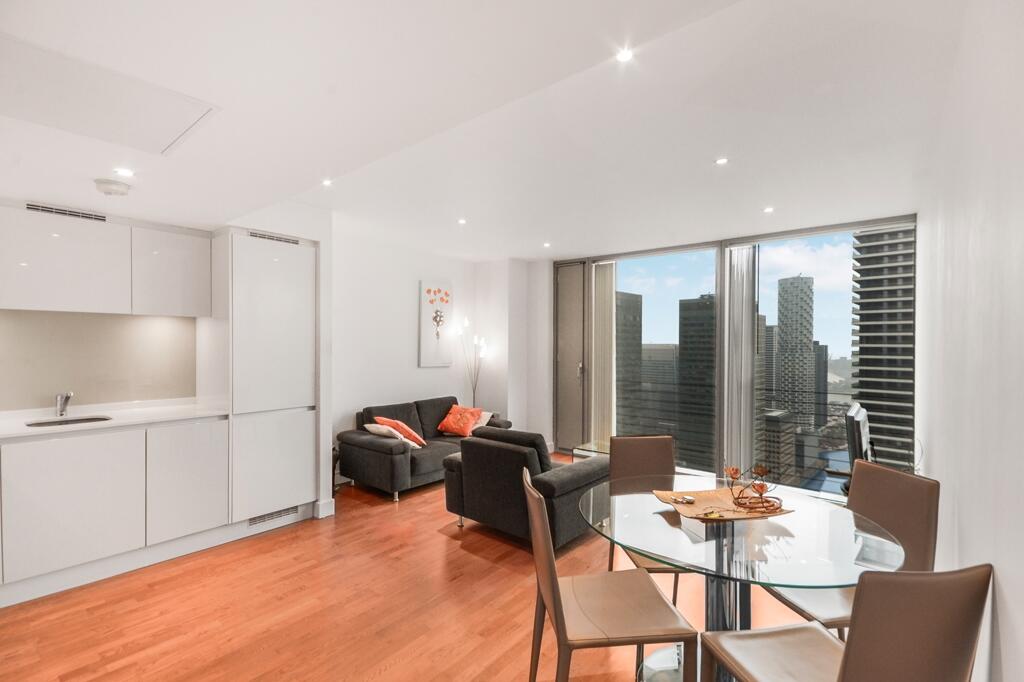 1 bed 1st Floor Flat for rent in Poplar. From JLL - Canary Wharf