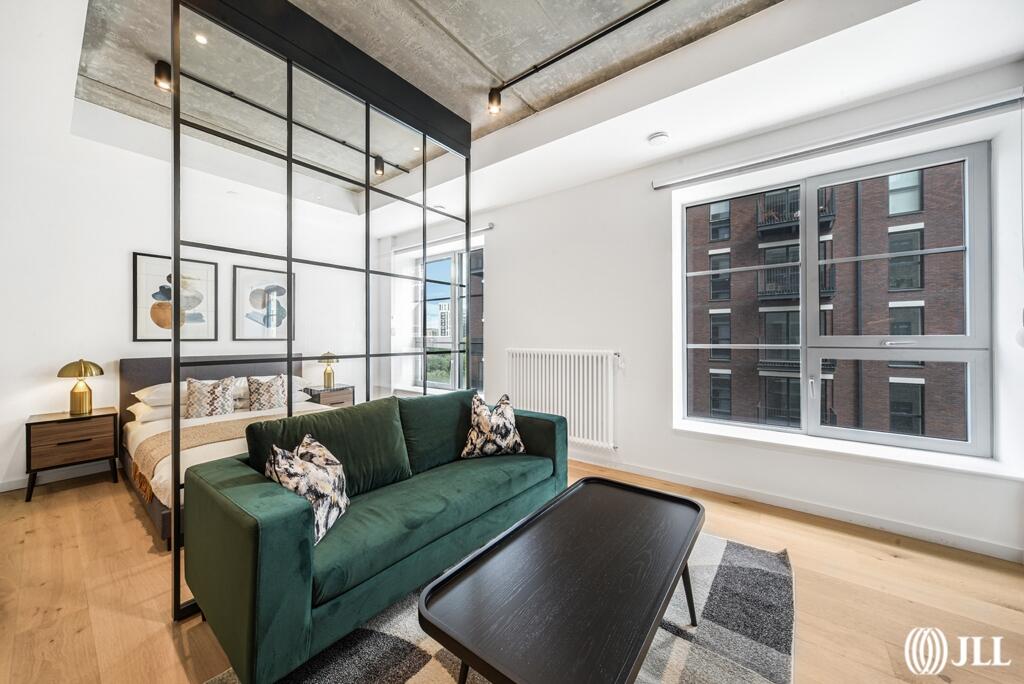 4 bed 1st Floor Flat for rent in Poplar. From JLL - Canary Wharf