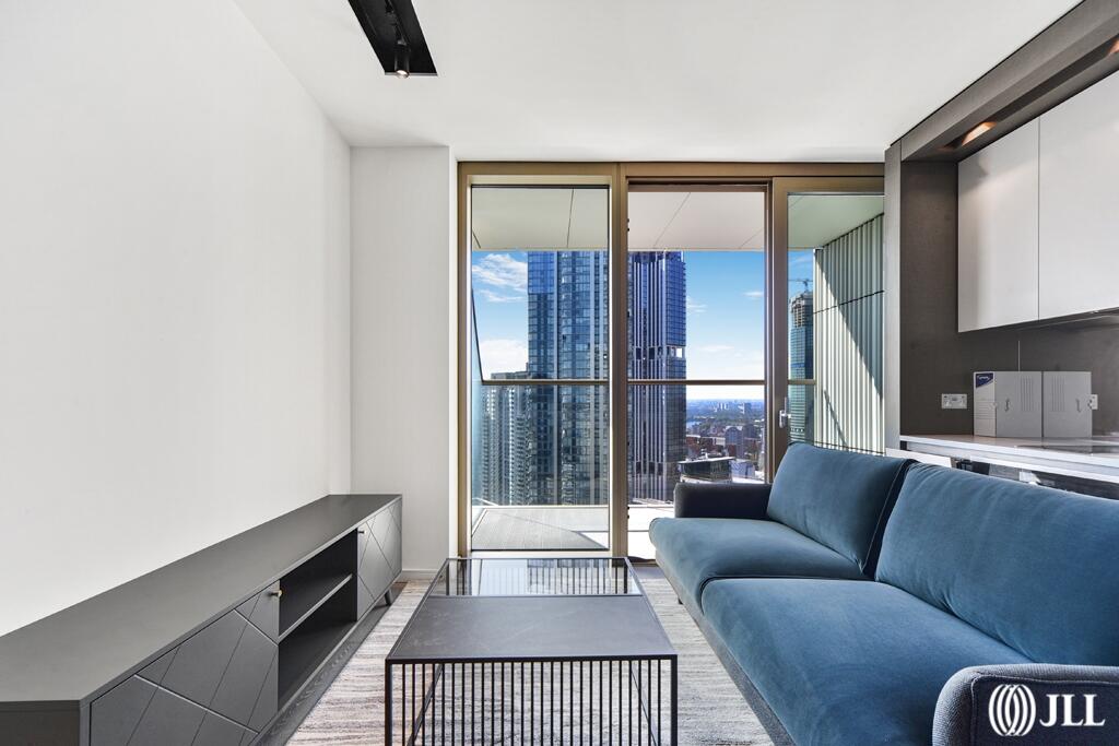 4 bed 1st Floor Flat for rent in Poplar. From JLL - Canary Wharf