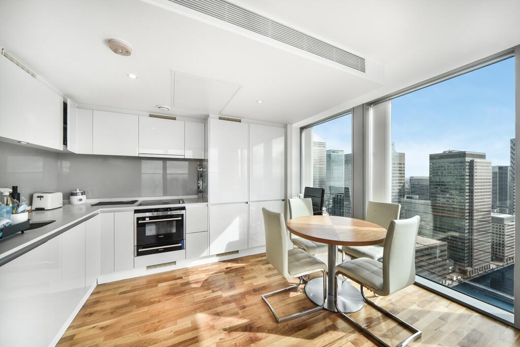 2 bed Apartment for rent in Poplar. From JLL - Canary Wharf