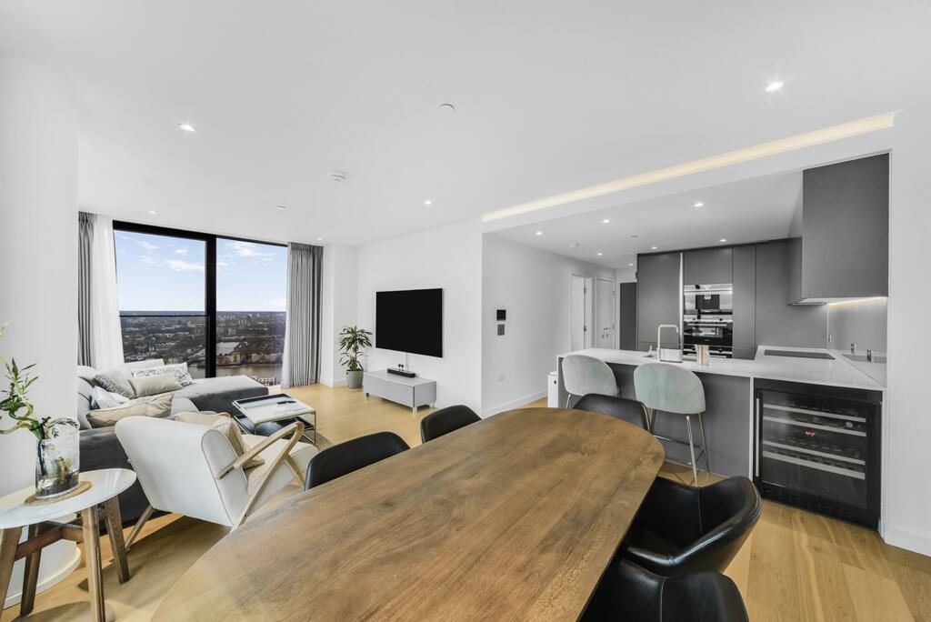 3 bed Apartment for rent in Poplar. From JLL - Canary Wharf